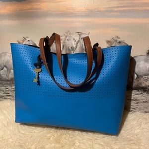 New Fossil structured blue leather tote bag & pouch